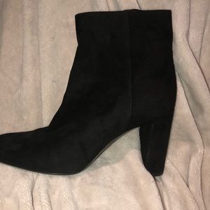 Ysl bootie authentic